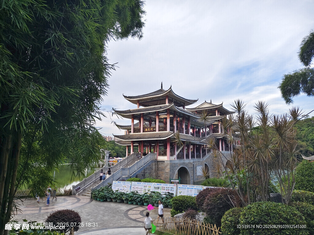 狮山公园 南宁  中式建筑