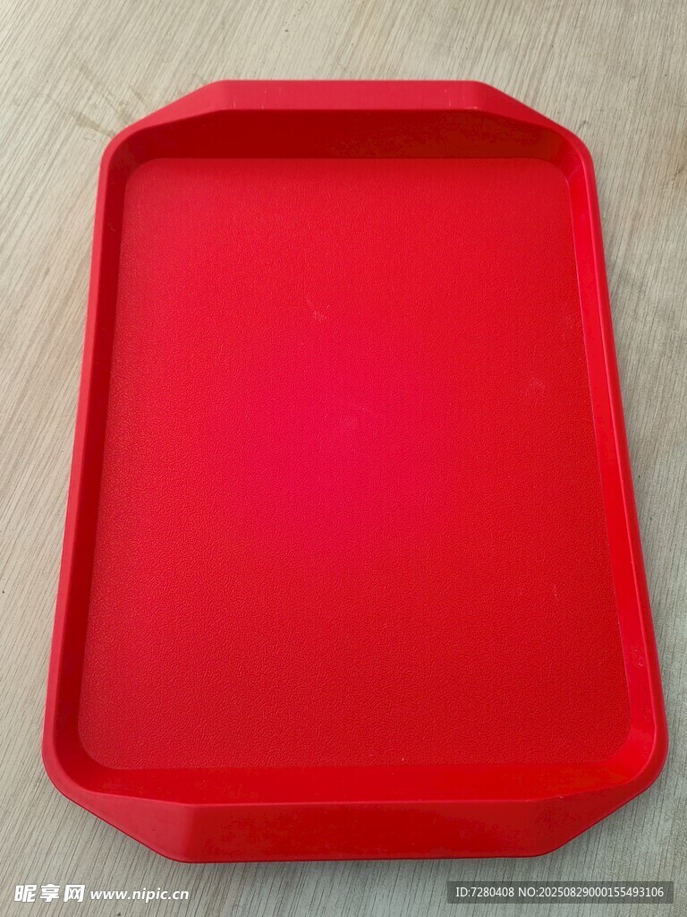 红色方形塑料托盘