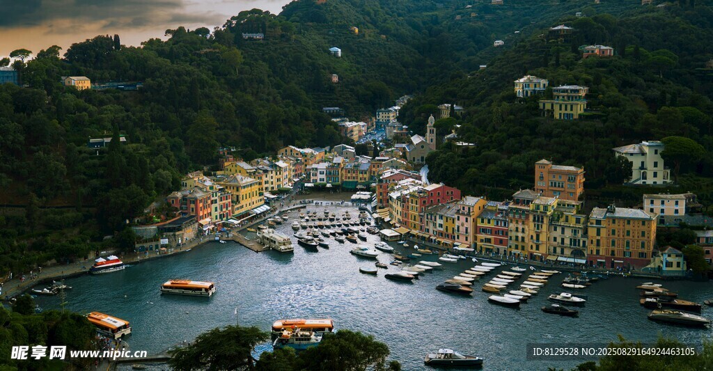 美丽港湾小镇风景