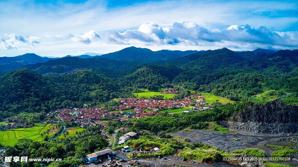 山间村落美景