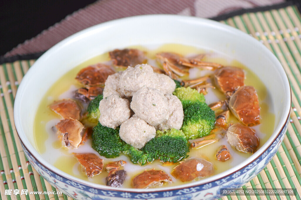 毛蟹烩手工肉圆