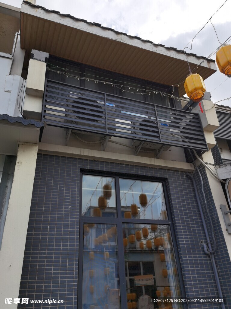 现代风格店铺外观设计