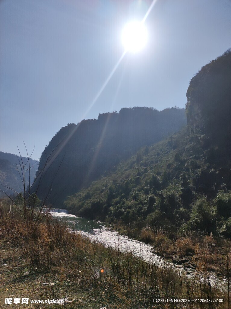 山间河谷