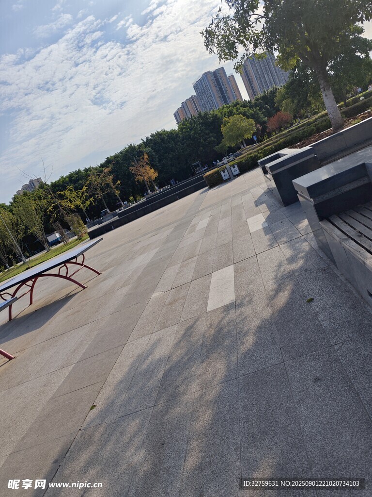 户外滑板场地及周边景观