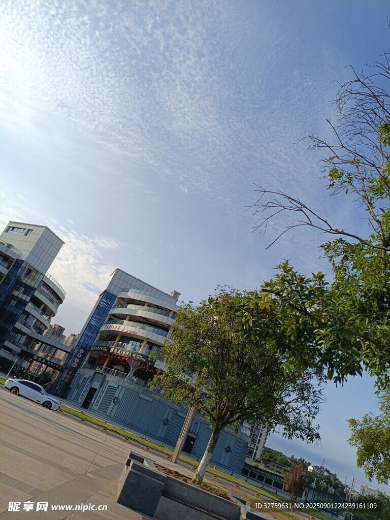 城市户外开阔场景与建筑
