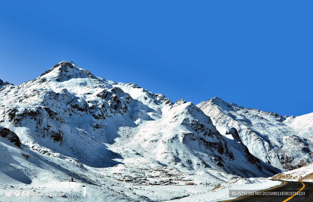 雪山公路美景