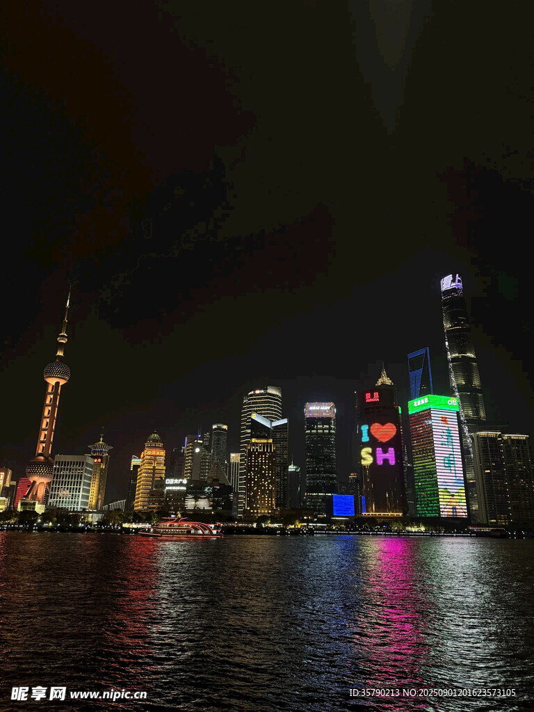 上海外滩璀璨夜景