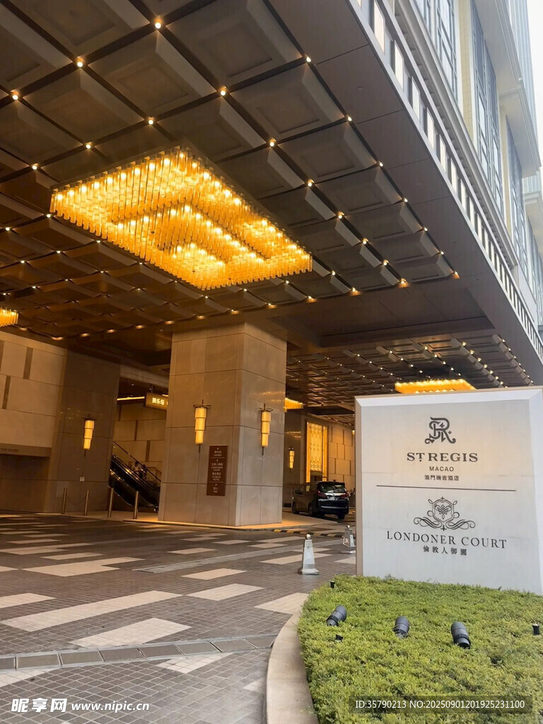 豪华酒店大堂入口景观