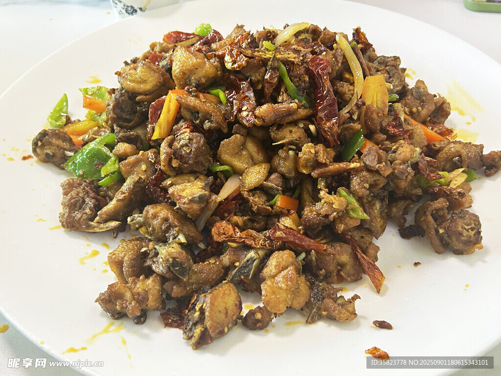 爆炒兔肉