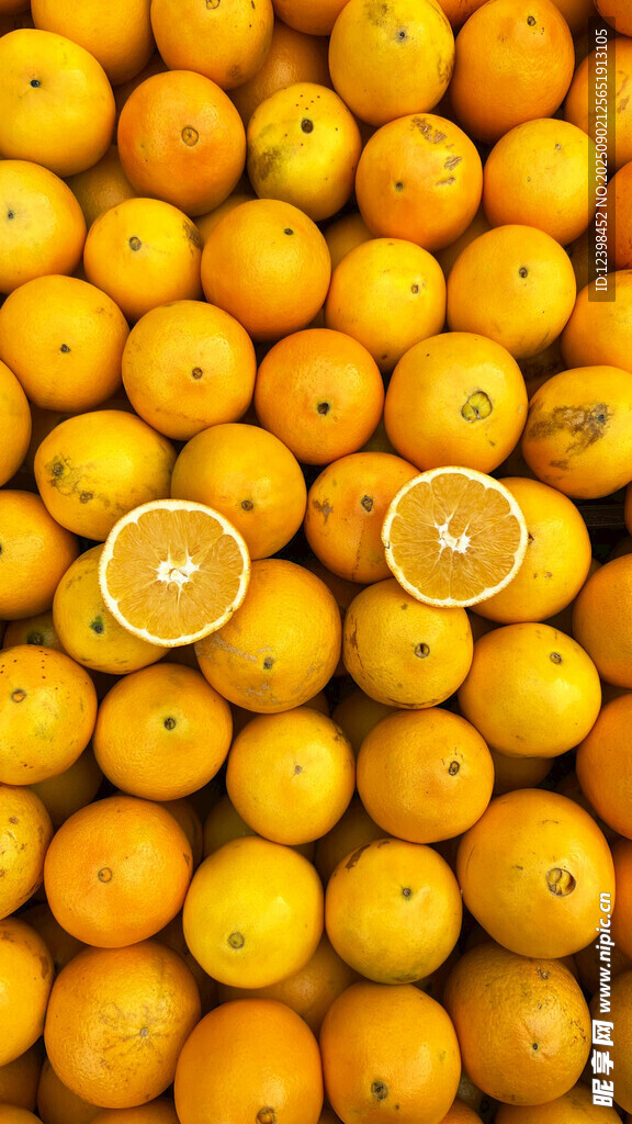 饱满橙子