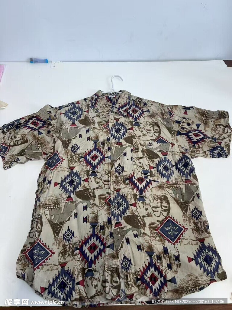 复古花纹短袖上衣