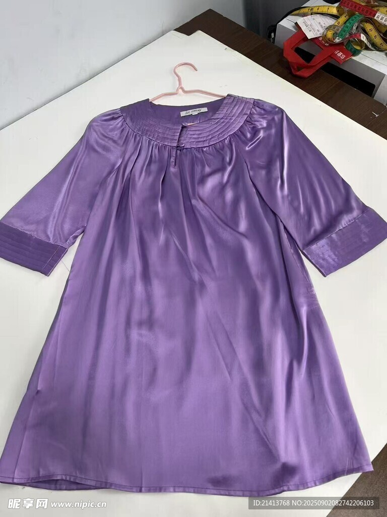 紫色中袖女士连衣裙