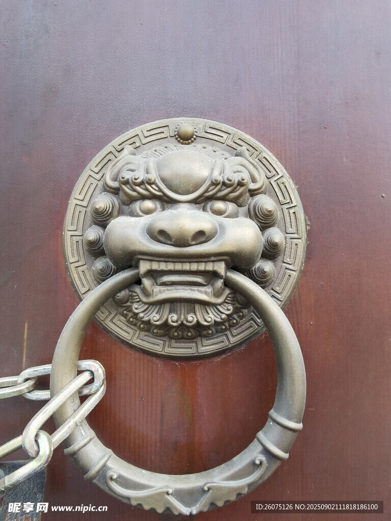 中式古铜狮子头门环