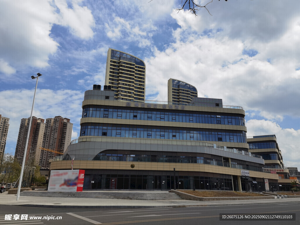城市现代建筑外观景观