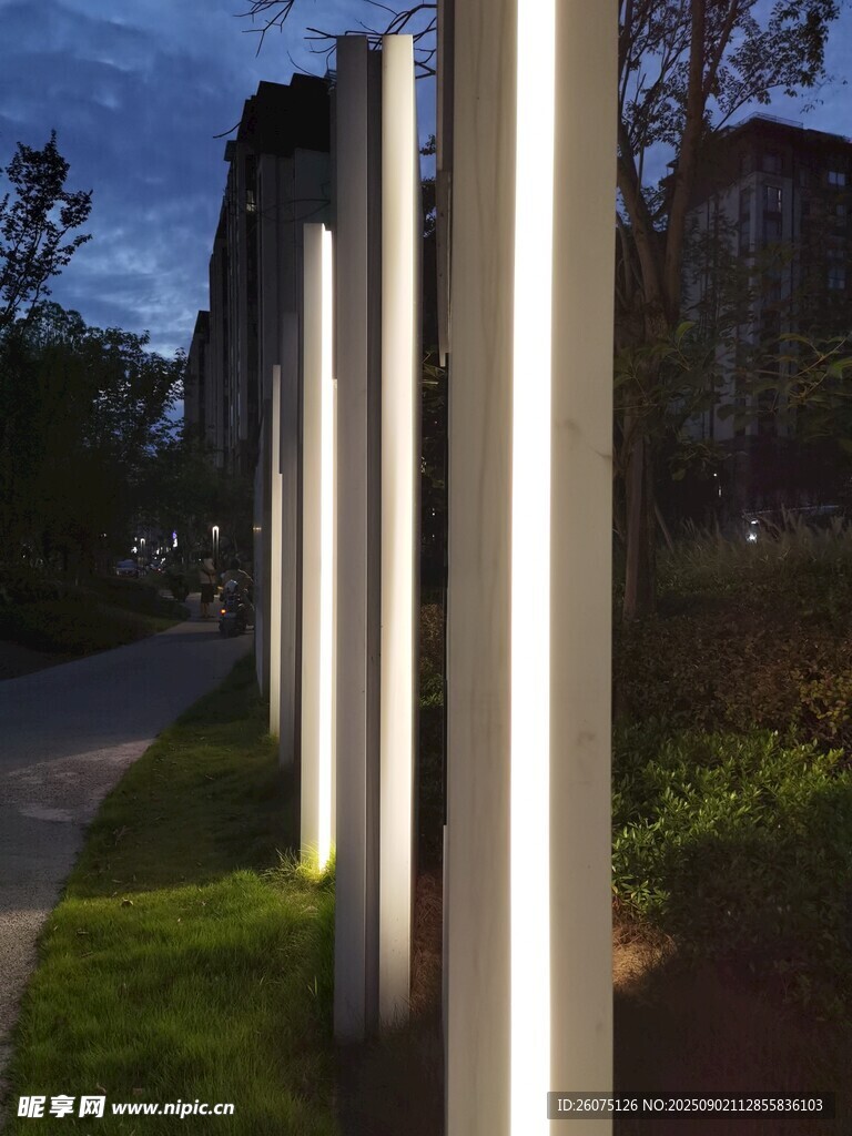 户外发光立柱景观