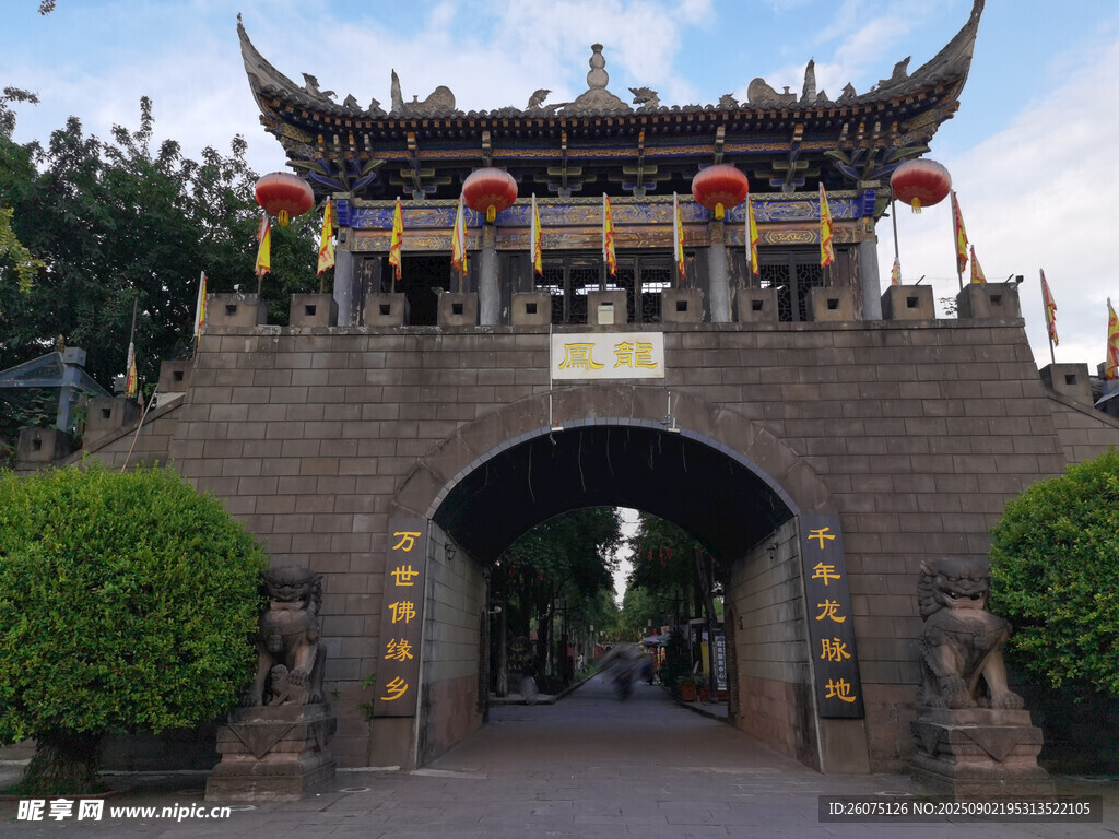 中式古牌坊建筑景观