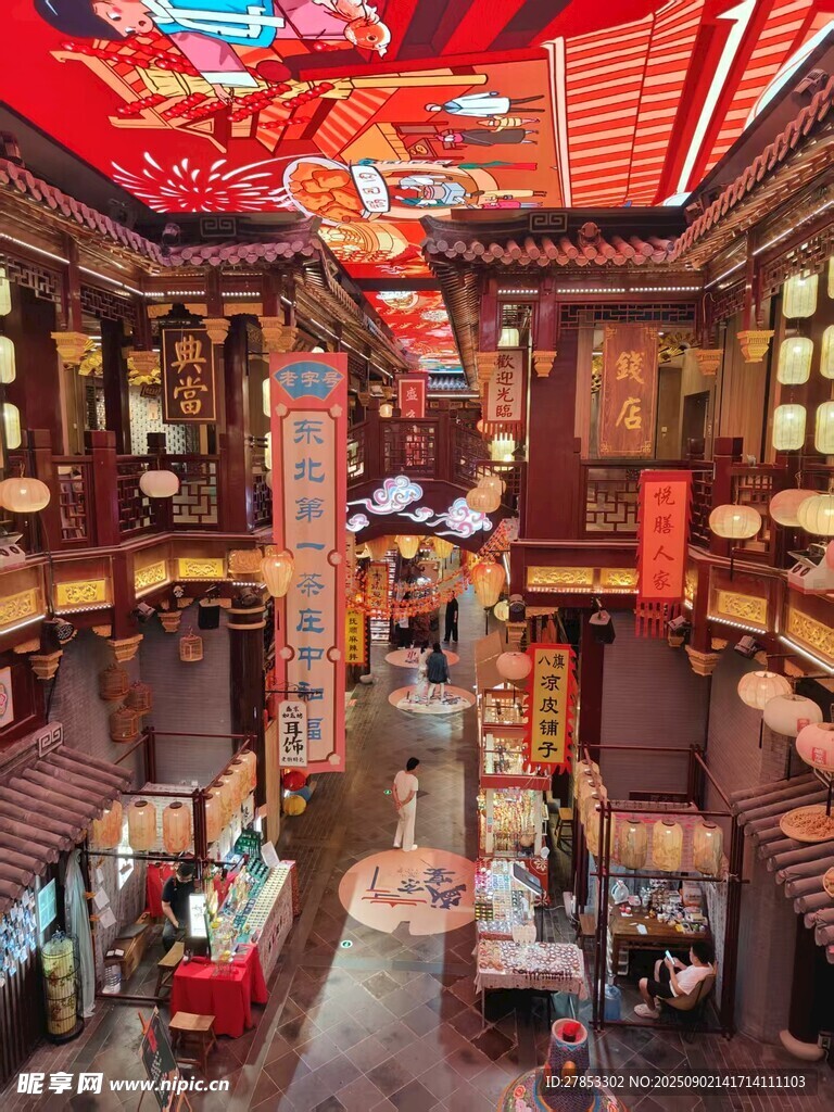 中式古风商场内部景观