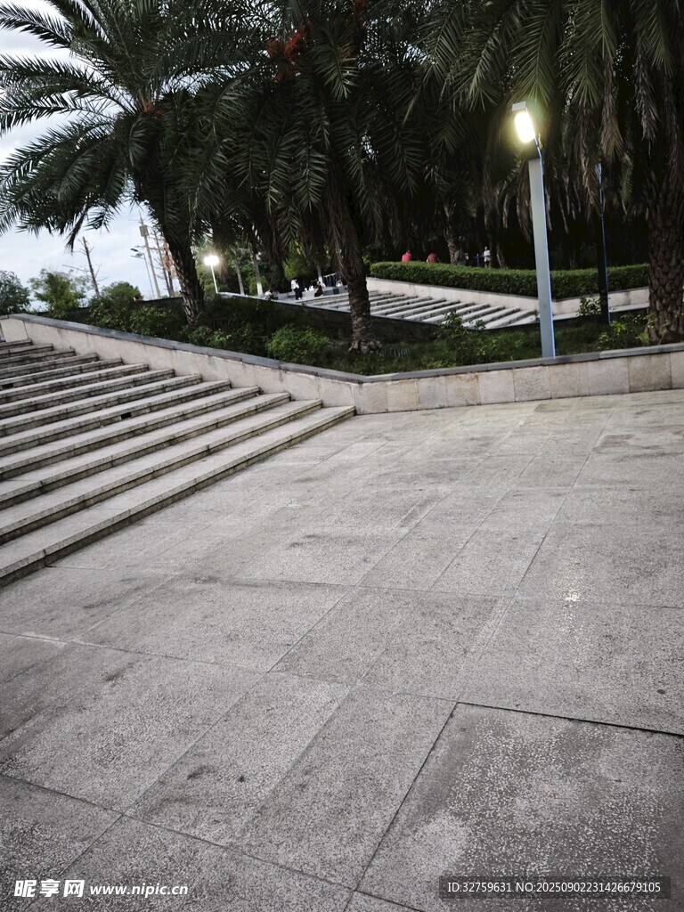 户外广场石砌地面景观