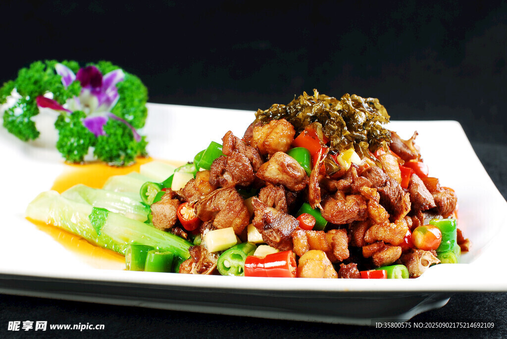 美味特色小炒鸡块