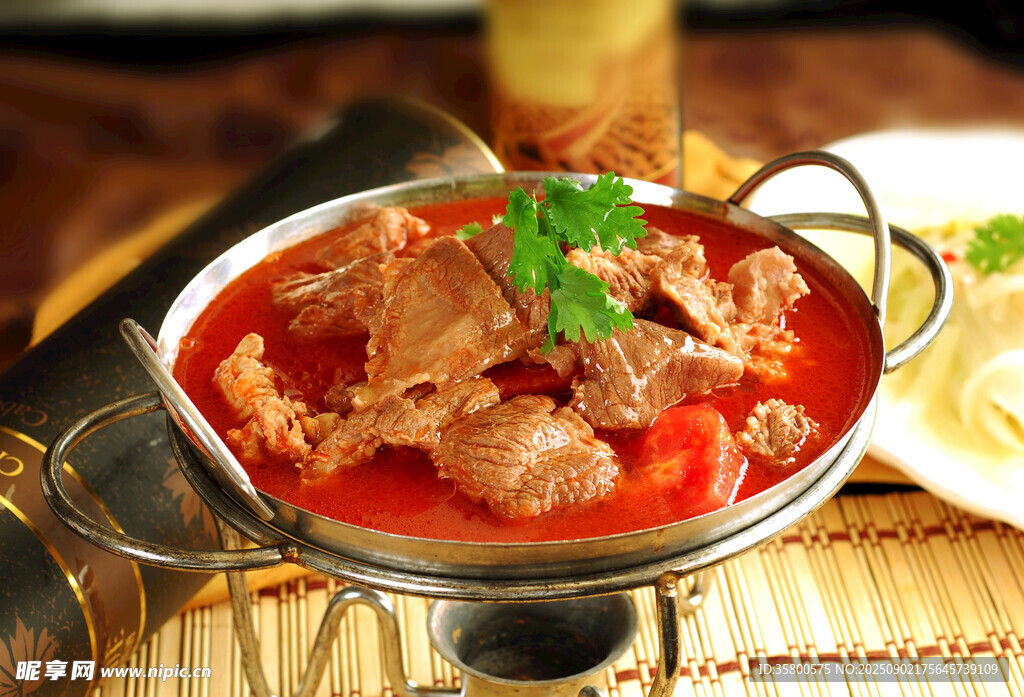 番茄炖牛肉 
