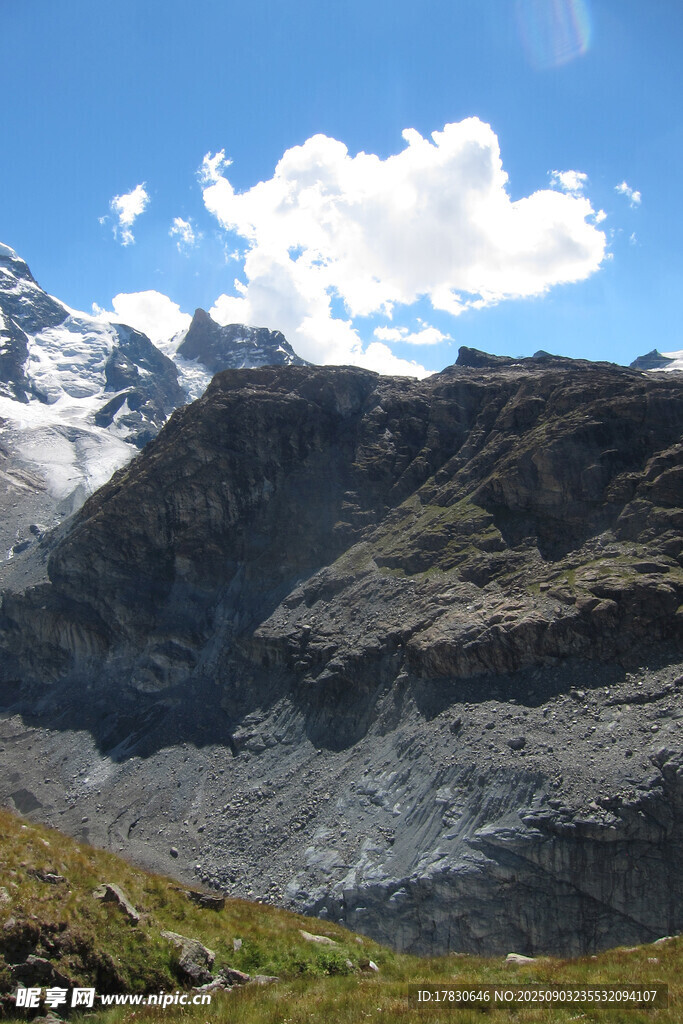 壮丽高山景观