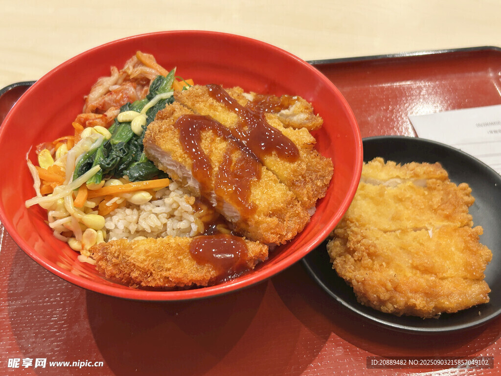 猪排盖饭