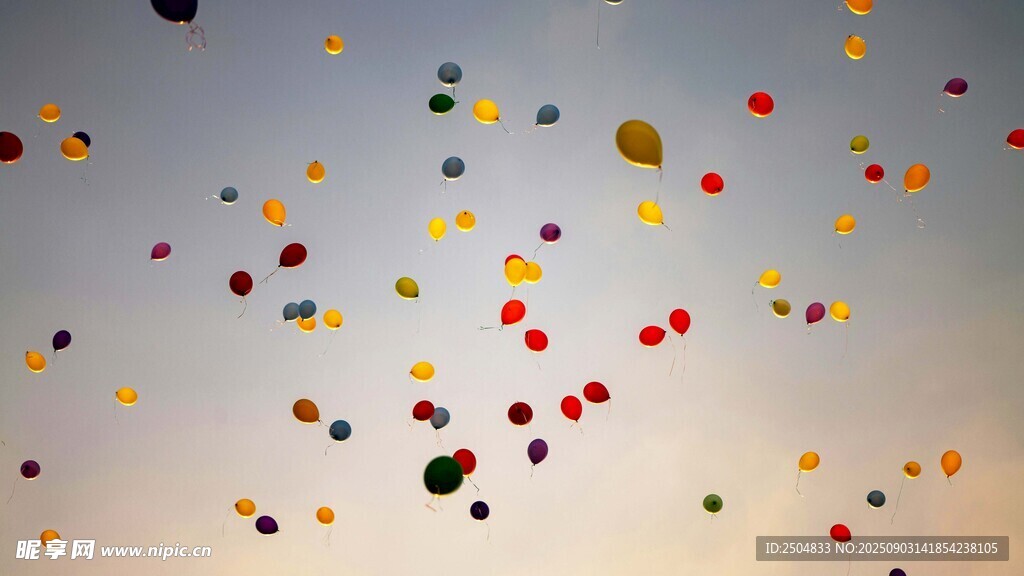 彩色粒子悬浮空中画面