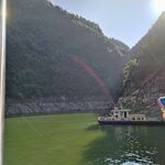 江峡游船景
