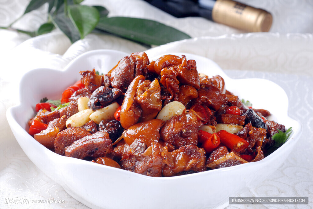 美味香辣炒鸡块
