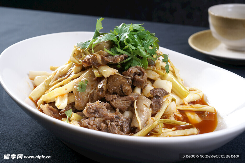 牛肉炒面 