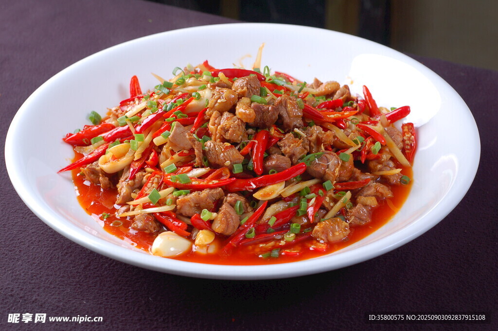 香辣美味的炒肉丝