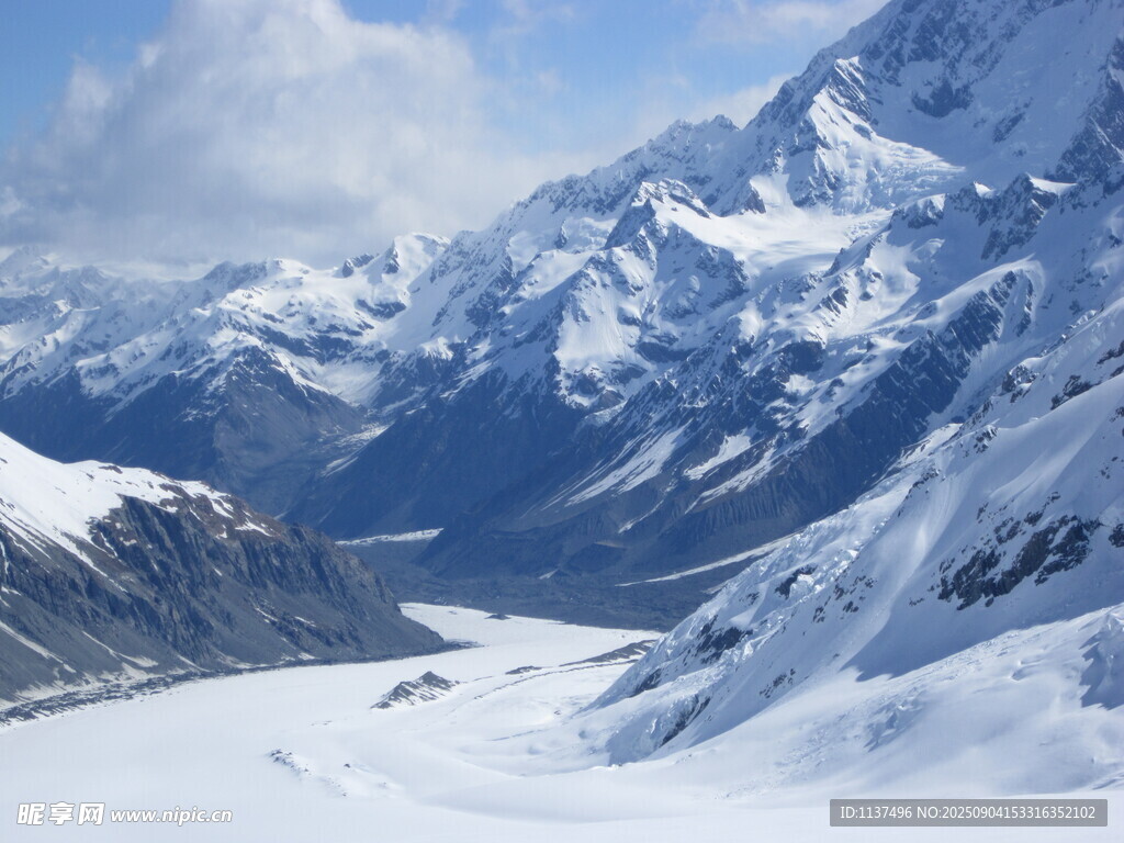 壮丽雪山美景
