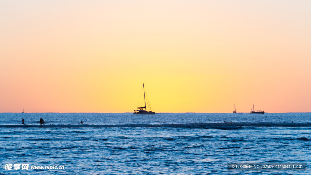 海上日落美景