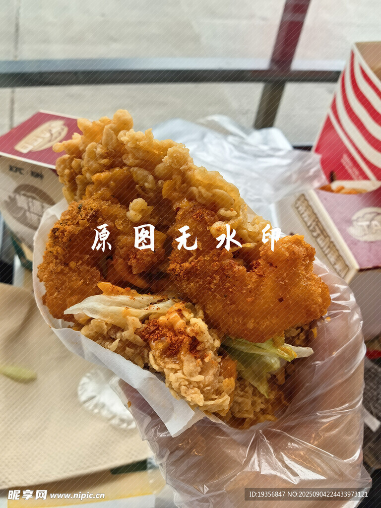 美味酥脆炸鸡诱人呈现