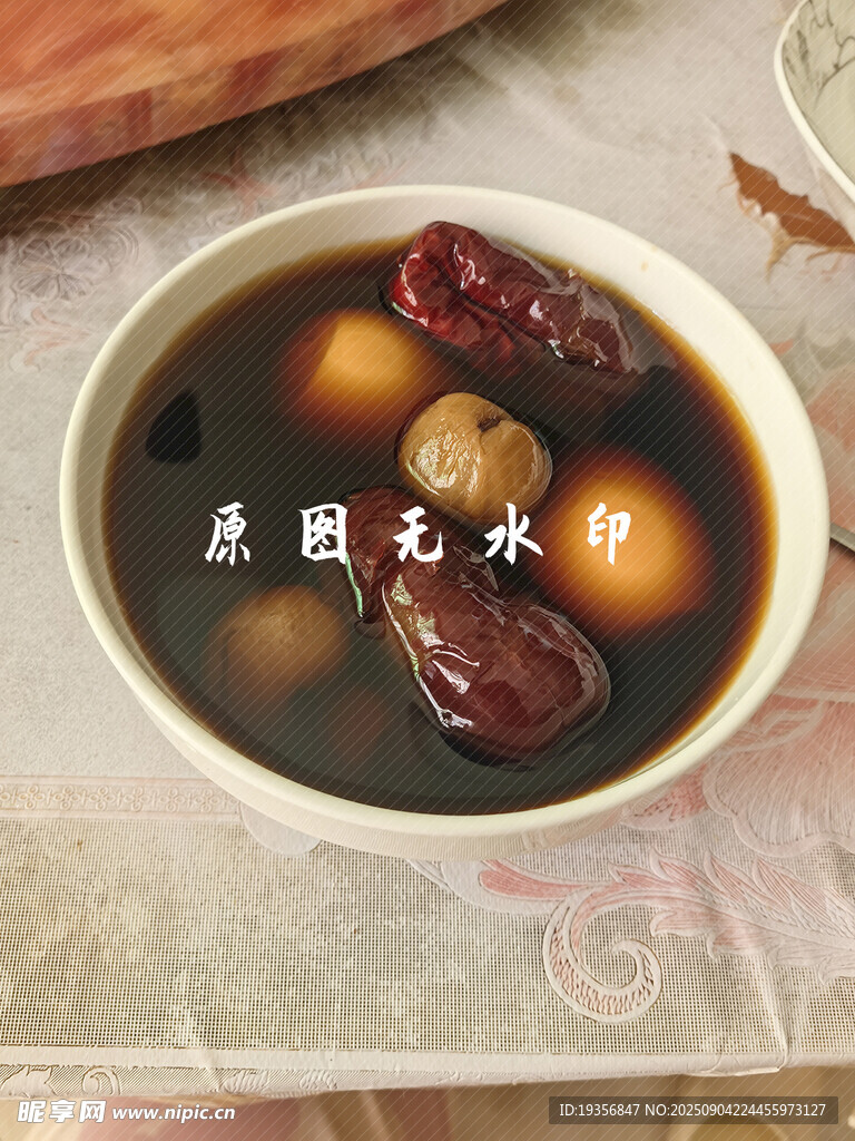 红枣桂圆养生汤