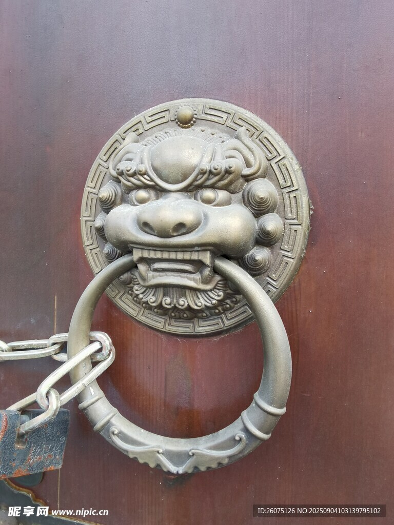 中式古铜狮头门环