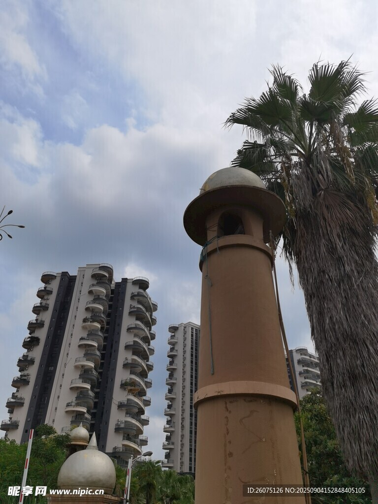 城市中独特造型的建筑设施