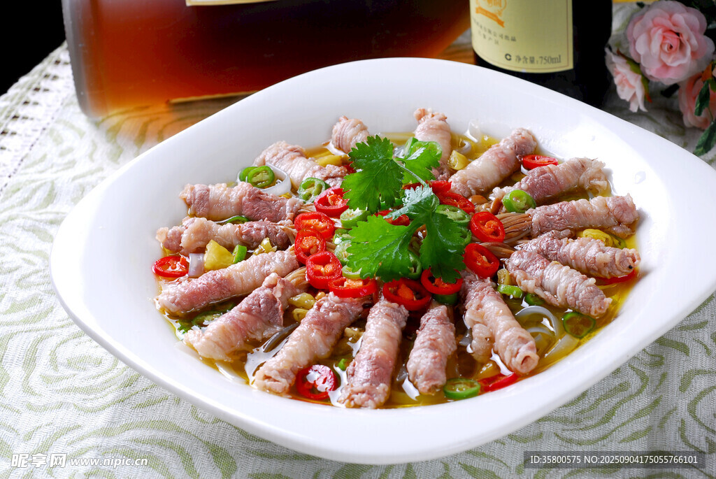 美味凉拌肉卷