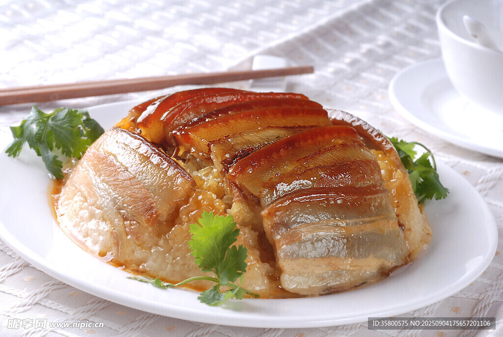 美味诱人的特色扣肉