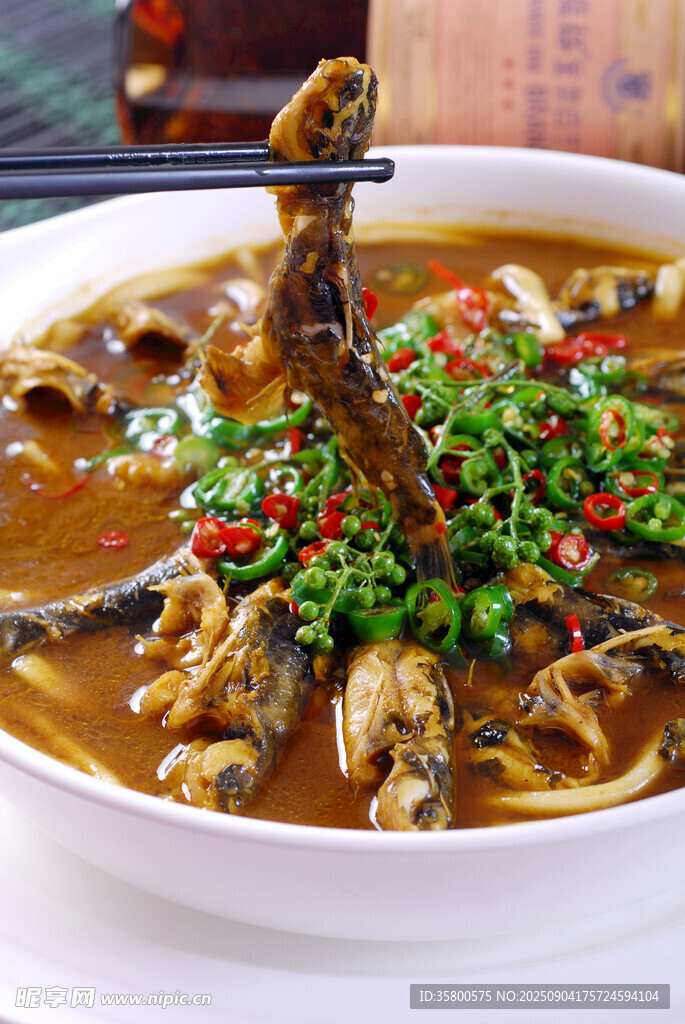 香辣黄辣丁美食佳肴