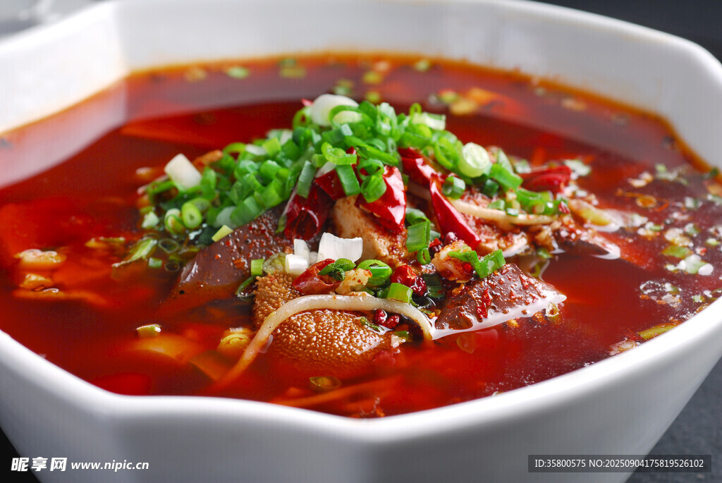 香辣牛肉汤 