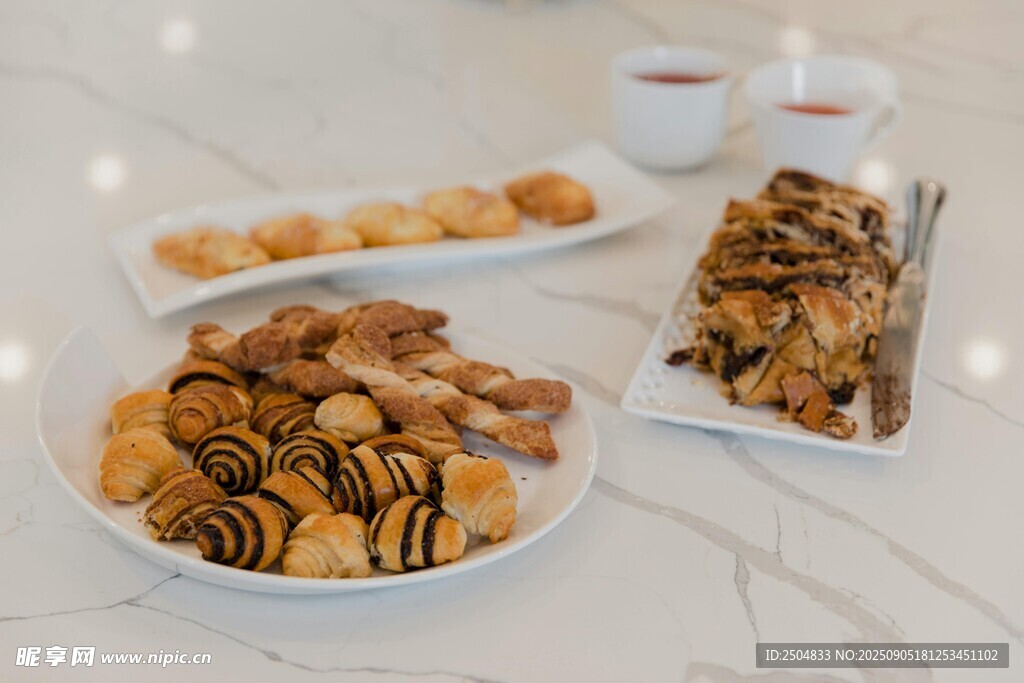 多样美味饼干糕点展示
