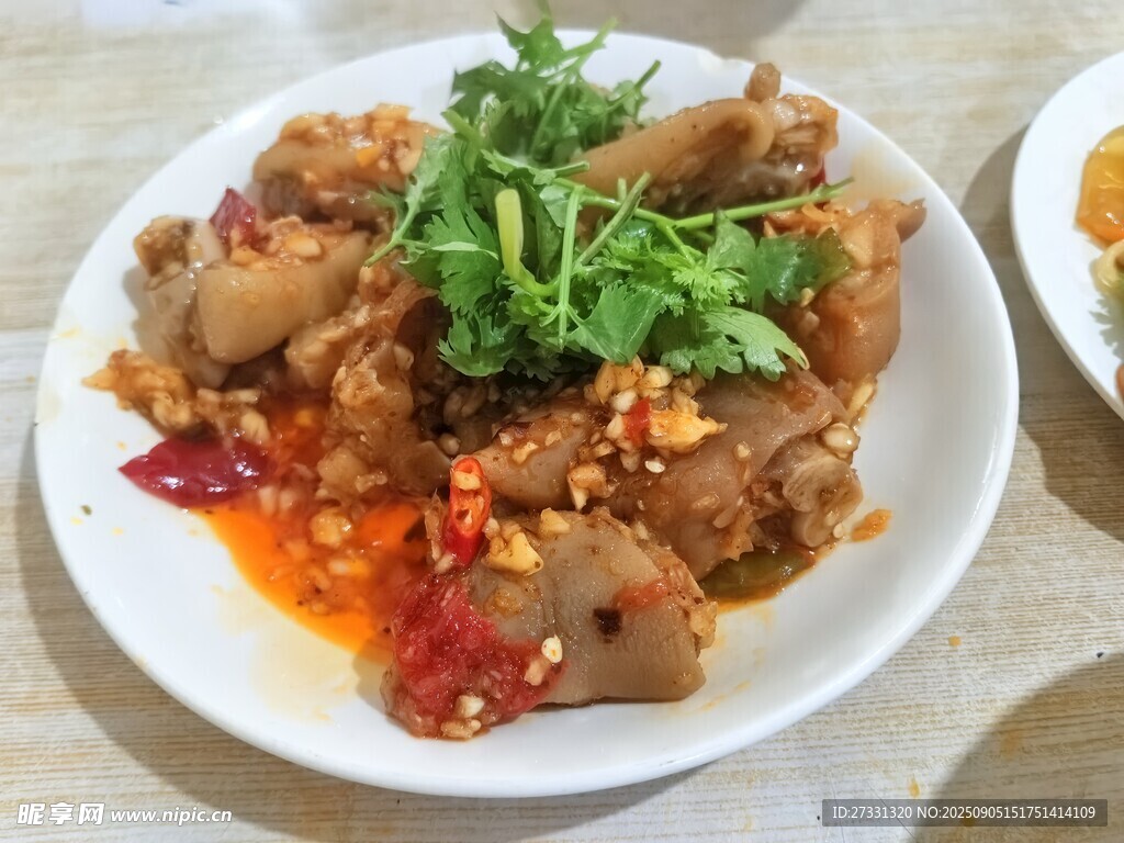 香辣可口凉拌猪蹄