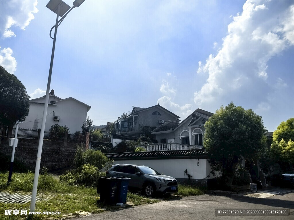 郊区住宅风光
