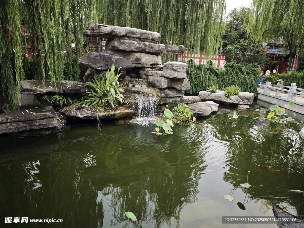 中式园林水景假山景观