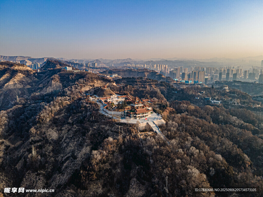 航拍甘肃兰州白塔山公园