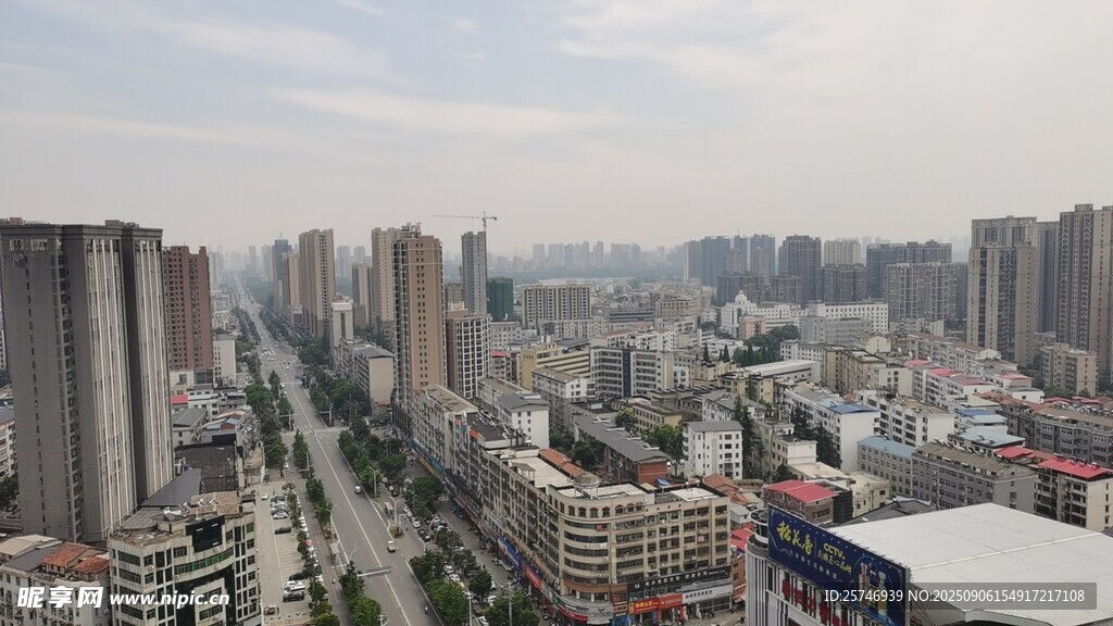 赤壁大道东边景色