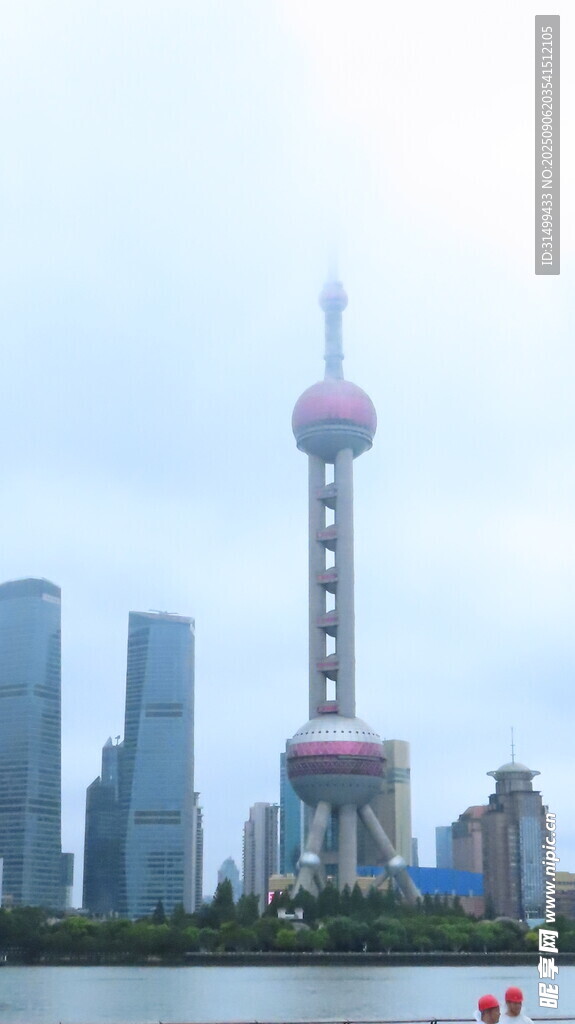 上海外滩东方明珠城市景观