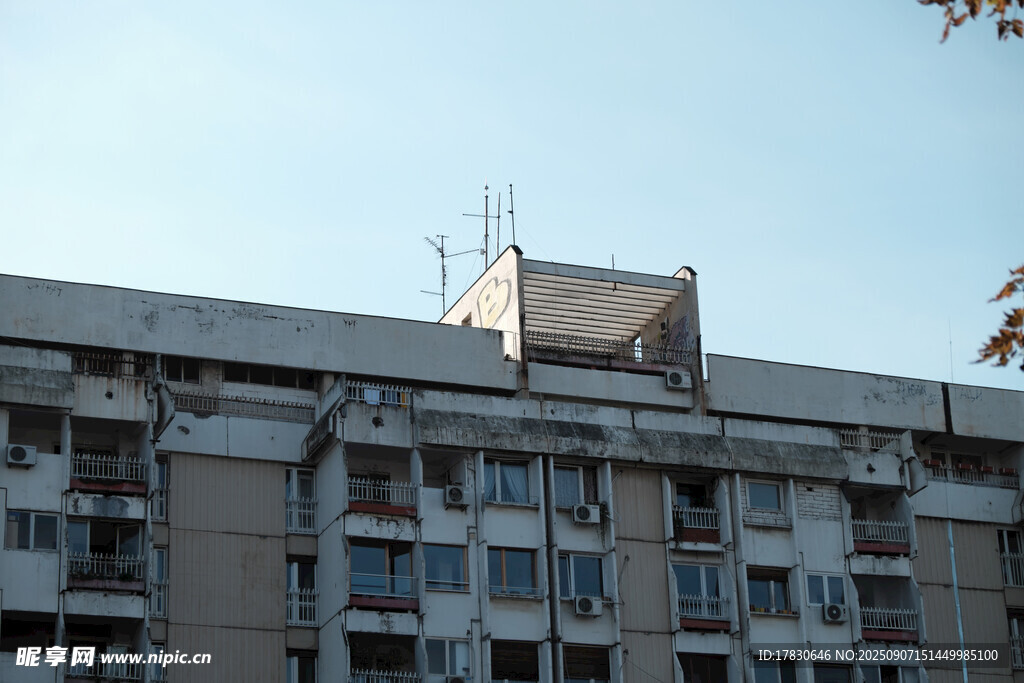 老旧居民楼外观