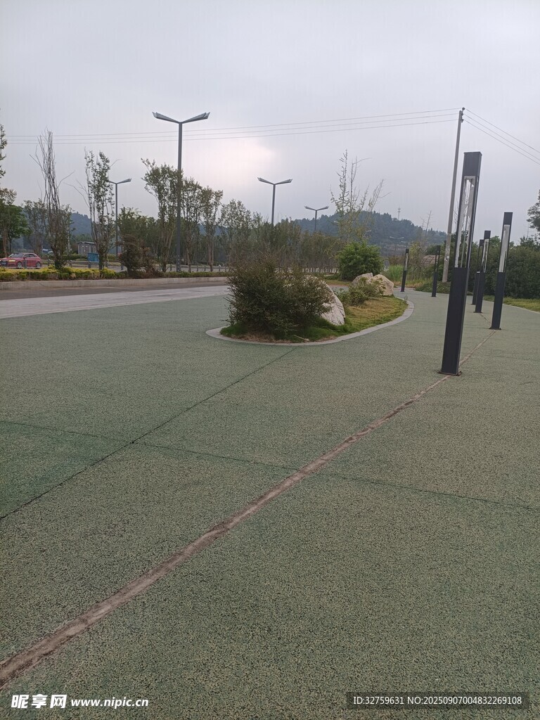 城市户外休闲的开阔场地
